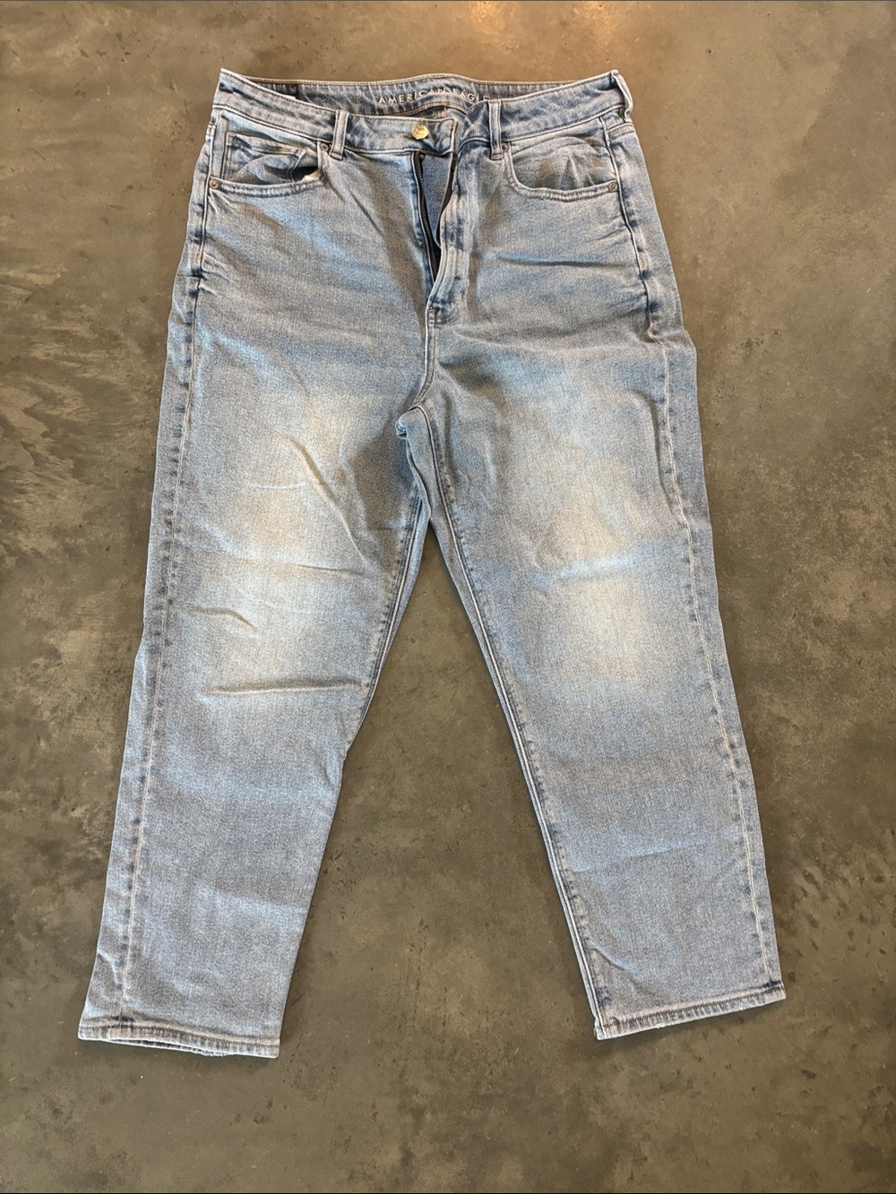 American Eagle Mom Straight denim Jeans 12